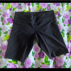 Lululemon Size 10 Bike Shorts